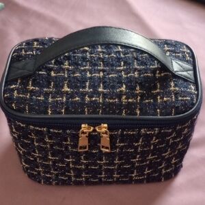 Elegant Navy and Gold Tweed Women's Bag